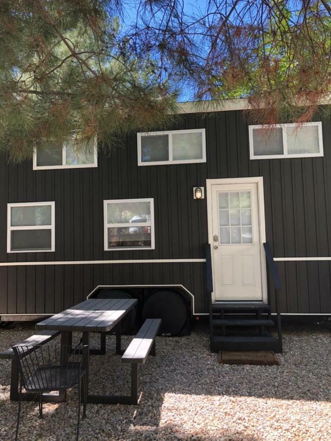 Hygge Tiny Home Hue-Gah Leeds Esterno foto